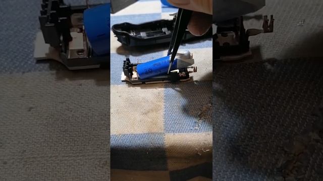 Ставим ? AA вместо ? AAA бритва Braun 5409 замена аккумуляторов.