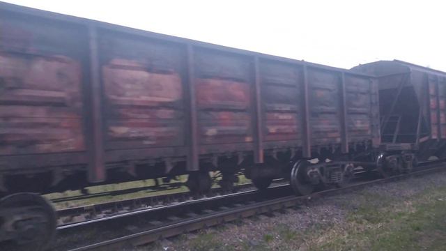 ТЭМ7А-0502 Выводит отремонтированные вагоны(депо Бекасово) смотреть онлайн