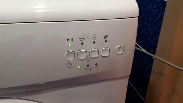 Стиральная машина Beko WKL 14560 D не начинает стирку. Что могло произойти? смотреть онлайн