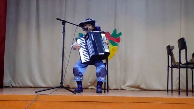 Будущая звёздочка школы - Келеджек йылдызымыз Мустафа Алимов (преп. Абдуллаев Февзи Саитович) смотреть онлайн