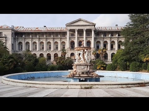 ЗАБРОШЕННЫЙ САНАТОРИЙ ОРДЖОНИКИДЗЕ 2022 • МУЧАЕМ ОХРАНУ • КАК ПОПАСТЬ В САМЫЙ КРАСИВЫЙ ЗАБРОС СОЧИ?! смотреть онлайн