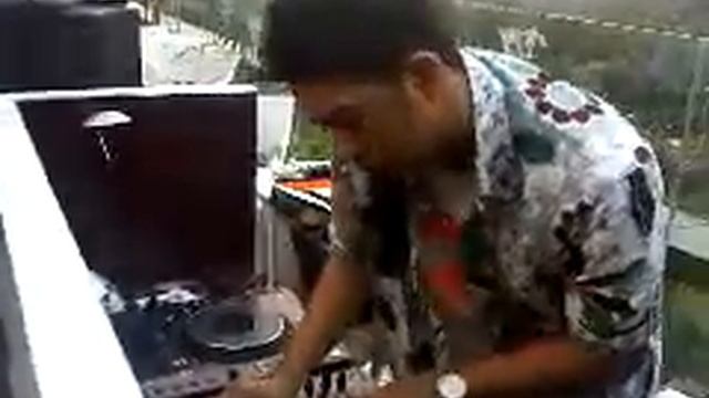 Bima Isman @ INDOCHINE Beach Club...S.O.S(Solid House On Sunday) 2009 смотреть онлайн