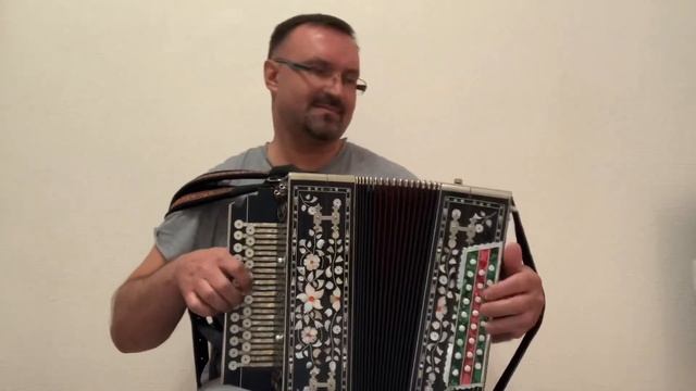 «РУССКАЯ КРАСАВИЦА» мастера Хорошилова Н.Д.(Ре-маж) смотреть онлайн