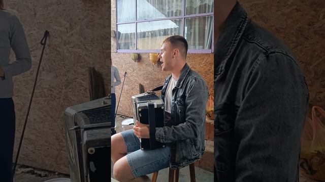 Поём под гармонь. Сергей Новосёлов