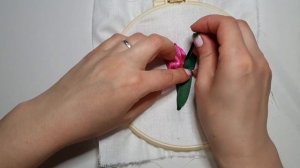 Вышивка лентами тюльпан. Для начинающих.