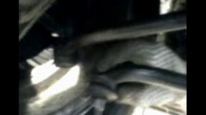 Последствия удара передним колесом о бордюр (Kia Cerato).wmv