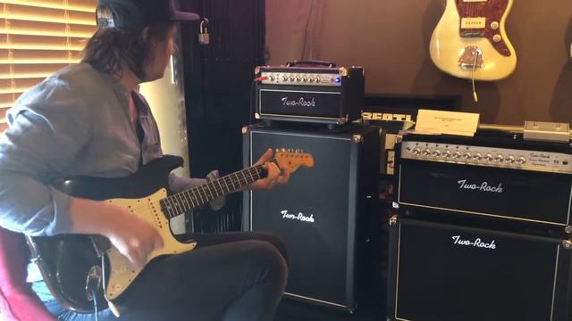 Two Rock Studio Signature 35 Watt Amp Head - Silver Chassis смотреть онлайн