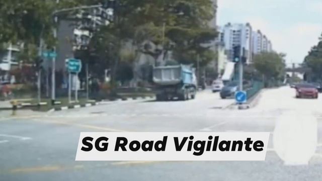 30jan2021 1430hrs Punggol Mitsubishi Attrage got hit by tipper truck & got stuck on the lane divide смотреть онлайн