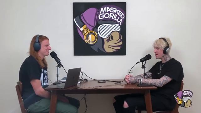 ИНТЕРВЬЮ С BRENNAN SAVAGE ЧАСТЬ 1 НА РУССКОМ (ПЕРЕВОД, RUS SUBS) смотреть онлайн