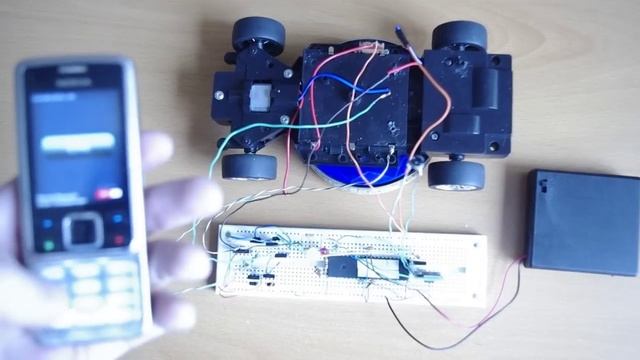 Atmega32 + H Bridge + Bluetooth btm-222 + Java ME смотреть онлайн