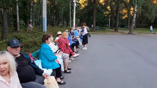 Играй, баян в Удельном Парке смотреть онлайн