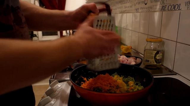 Готовим курица с овощами. kyckling med grönsaker смотреть онлайн