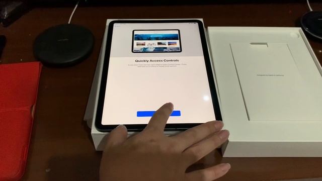 Unboxing IPad Pro 11 256GB Wifi Cellular Space Gray