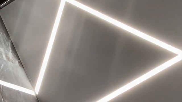 Натяжные потолки в ванной 4 интересных решения (Обзор 28) смотреть онлайн
