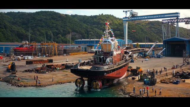 ER91 3270 ASD TUG RAmparts 3200 SD Tugboat Launching