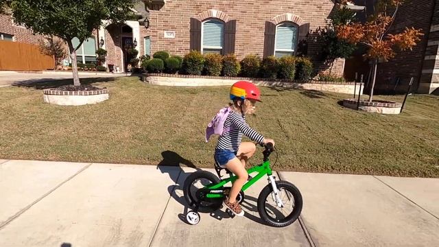 Royal Baby Bike Freestyle 14" Review (Why the Amazon Stars are Too High) смотреть онлайн