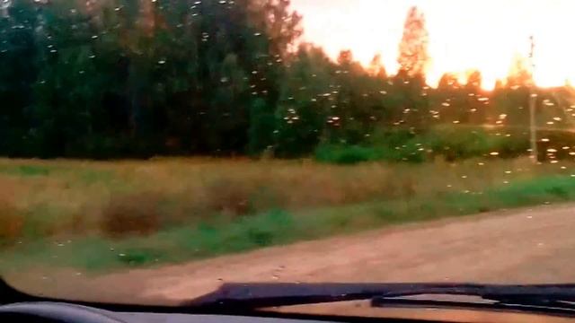 1)))))сумасшедший заезд на Матизе на просёлке. смотреть онлайн