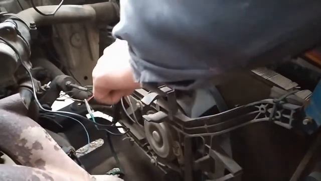 проверка вентилятора охлаждения Рено и Дачия Логан