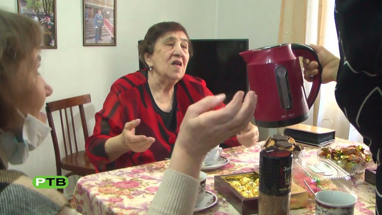 Двойной праздник смотреть онлайн