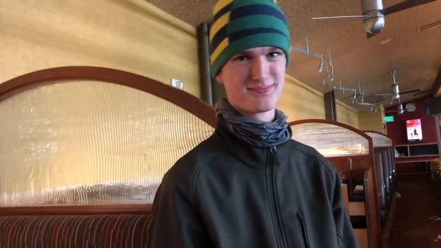 FRIENDS REACT TO MY HATE COMMENTS!!! (FUNNY) смотреть онлайн