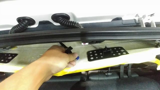 Como Remover a antena do Jeep Compass смотреть онлайн