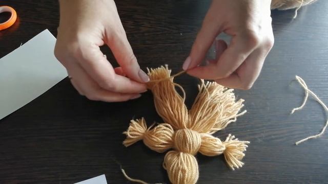 Поделка из шерстяных ниток | Игрушка из ниток | Игрушка своими руками | Гномик из ниток смотреть онлайн