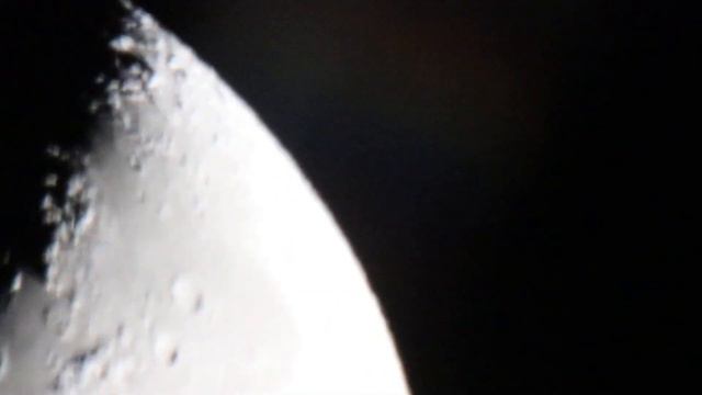Video of the Moon, through the Celestron Nexstar Evolution 9.25" Telescope, Canon T7i смотреть онлайн