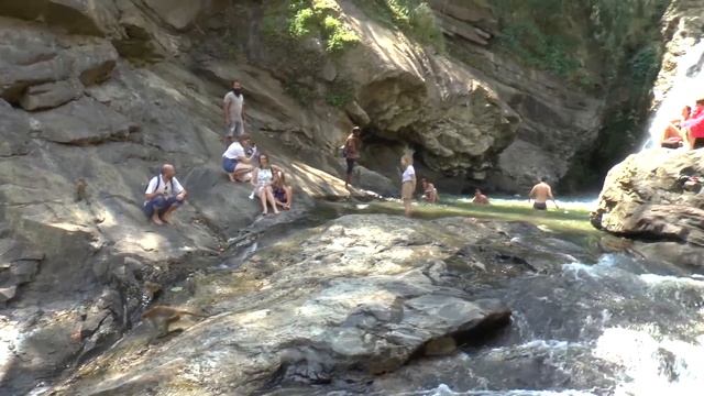 Водопад Равана в Шри-Ланке. Экскурсия 2 дня. Элла + Хапутале + Поезд + Нувара Элия смотреть онлайн