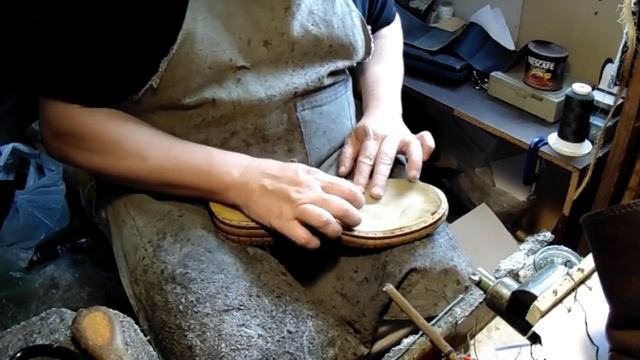 Ремонт любимых босоножек, замена стельки смотреть онлайн