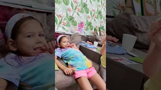 Кирюшка в 3 года поёт песню собственного сочинения 😂 #малыши #дети #смешныевидео #babygirl #детки смотреть онлайн