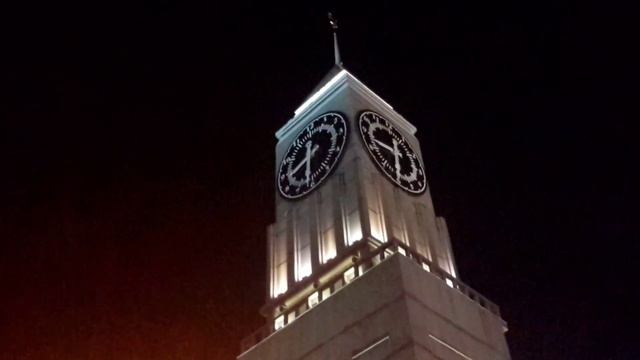 Час Земли в Красноярске. Отключение света на Администрации смотреть онлайн