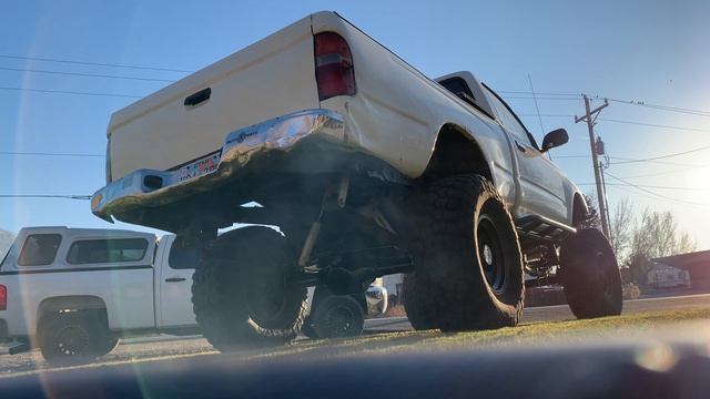 Toyota Tacoma exhaust смотреть онлайн