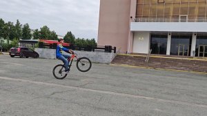 Как научиться вилли на велосипеде за 2 месяца