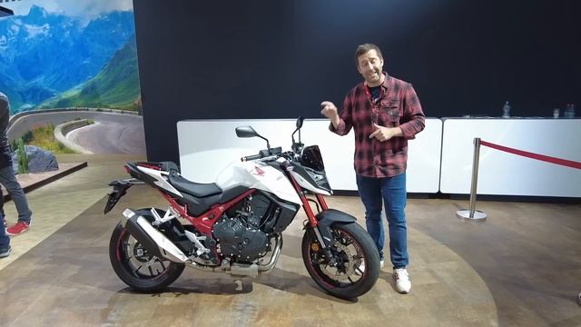 HONDA CB750 HORNET 2023 | Presentación смотреть онлайн