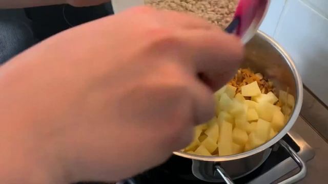 ВКУСНЕЙШИЙ ГРИБНОЙ СУП С КИНОА И ПЕРЛОВКОЙ (ВЕГАН) смотреть онлайн