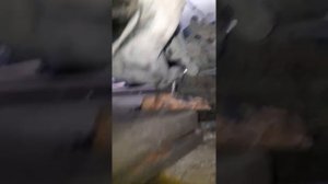 Замена передней рессоры мерседес спринтер часть 1