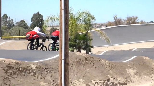 BMX Race Tips - 3 Ways To Improve Your BMX Manual Skills for Newer BMX Racers смотреть онлайн