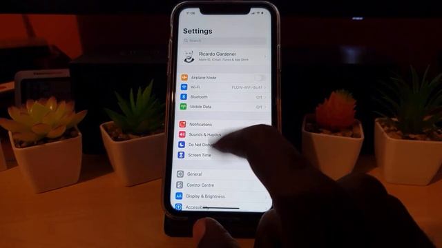 How to Switch to 4G /LTE /3G for Data & Calls iPhone 11 смотреть онлайн