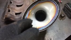 часть 1 Опель Астра H удаление катализатора и холодный термостат.