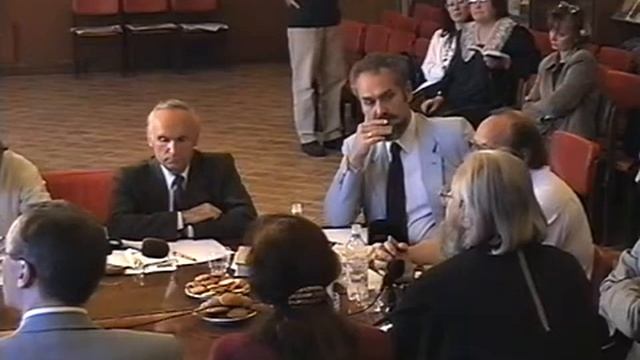Николай II. Канонизация. Круглый стол, 1999г. часть1 смотреть онлайн