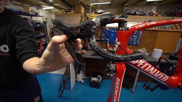 I become a... BIKE MECHANIC! смотреть онлайн