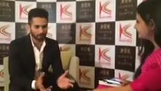 Shahid Kapur speaks to Manju Ramanan смотреть онлайн