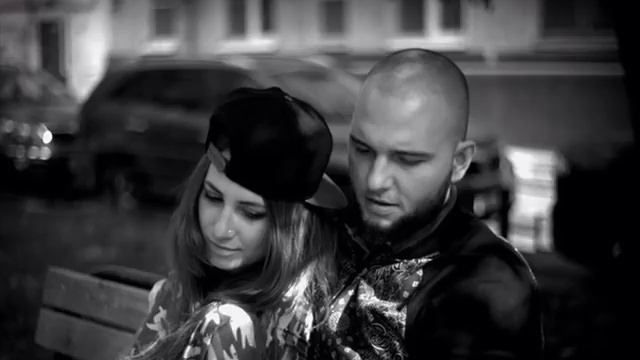 Каспийский груз - С ней живой