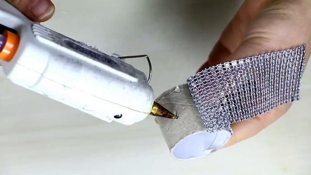 DIY Pine cone Christmas Trees - Miniature Christmas Tree Caft DIY Projects смотреть онлайн