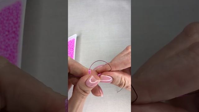 Плоское Сердечко из бисера и проволоки смотреть онлайн