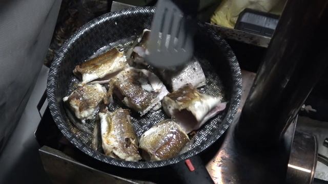 Подъём и сплав с рыбалкой. Часть 1. Один в глухой тайге. Хариус. Бешеный клёв. Ловля на спиннинг смотреть онлайн