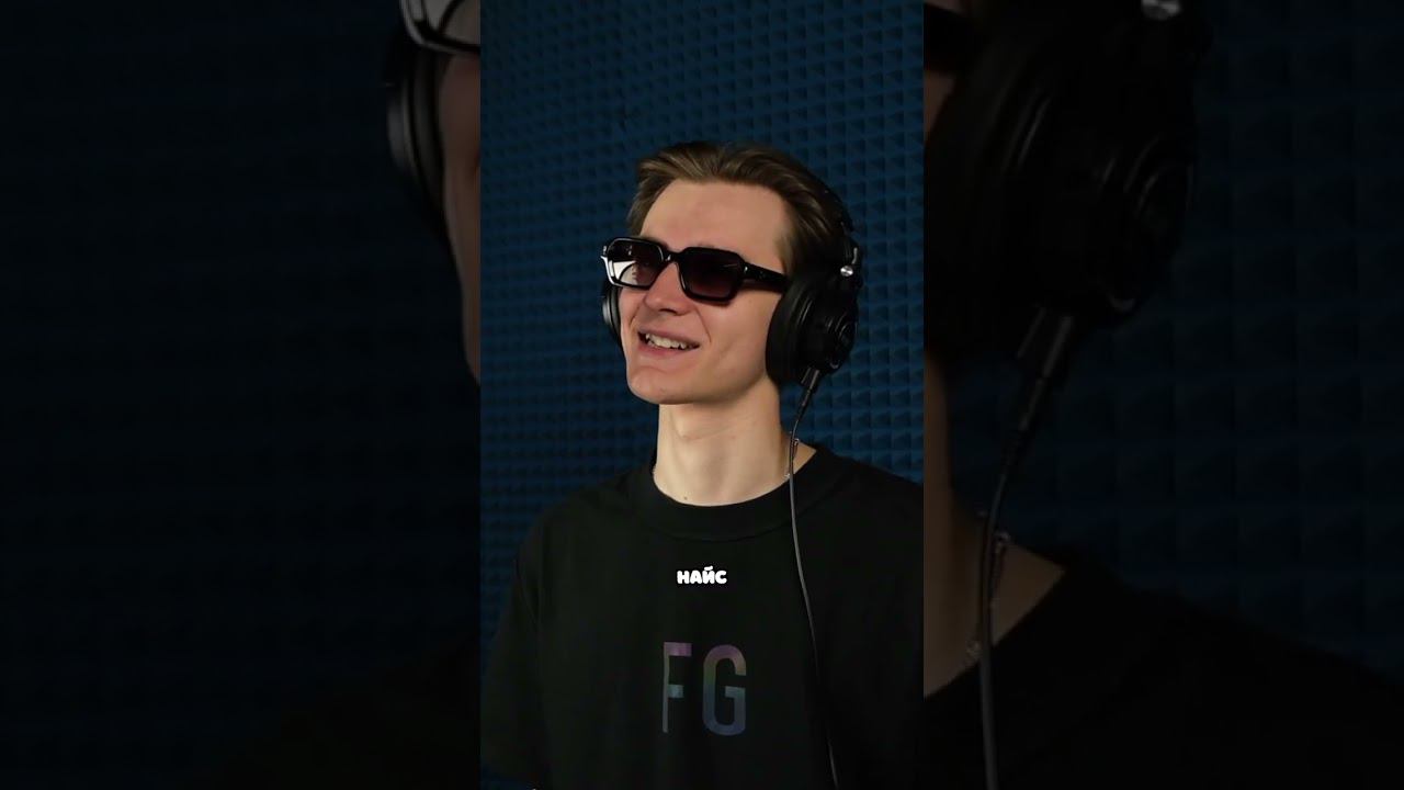 Кто не понял - это он умеет смотреть онлайн