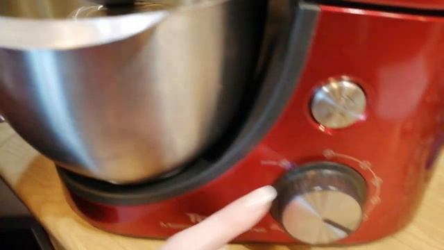 Sašo natoč to! #1 Kuchyňský robot Tefal 2021! смотреть онлайн