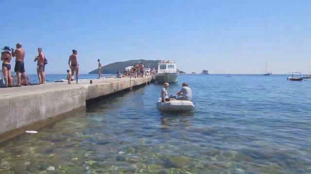 Прогулка по Будве.Цветы. Пляж.Море. Иду в воду:) смотреть онлайн