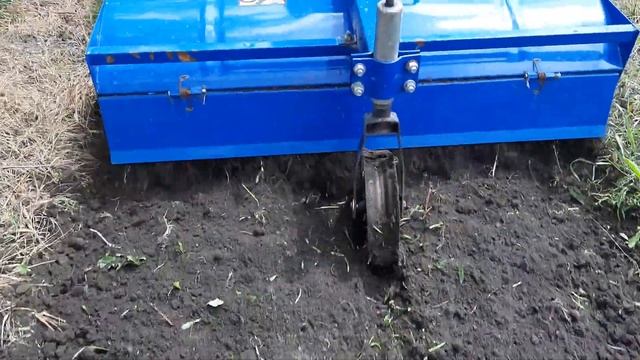 Скаут Т 15. Фреза, розсипалось пластикове колесо. смотреть онлайн